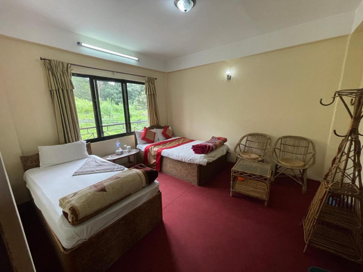 Hotel Nagarkot Holiday Inn エクステリア 写真