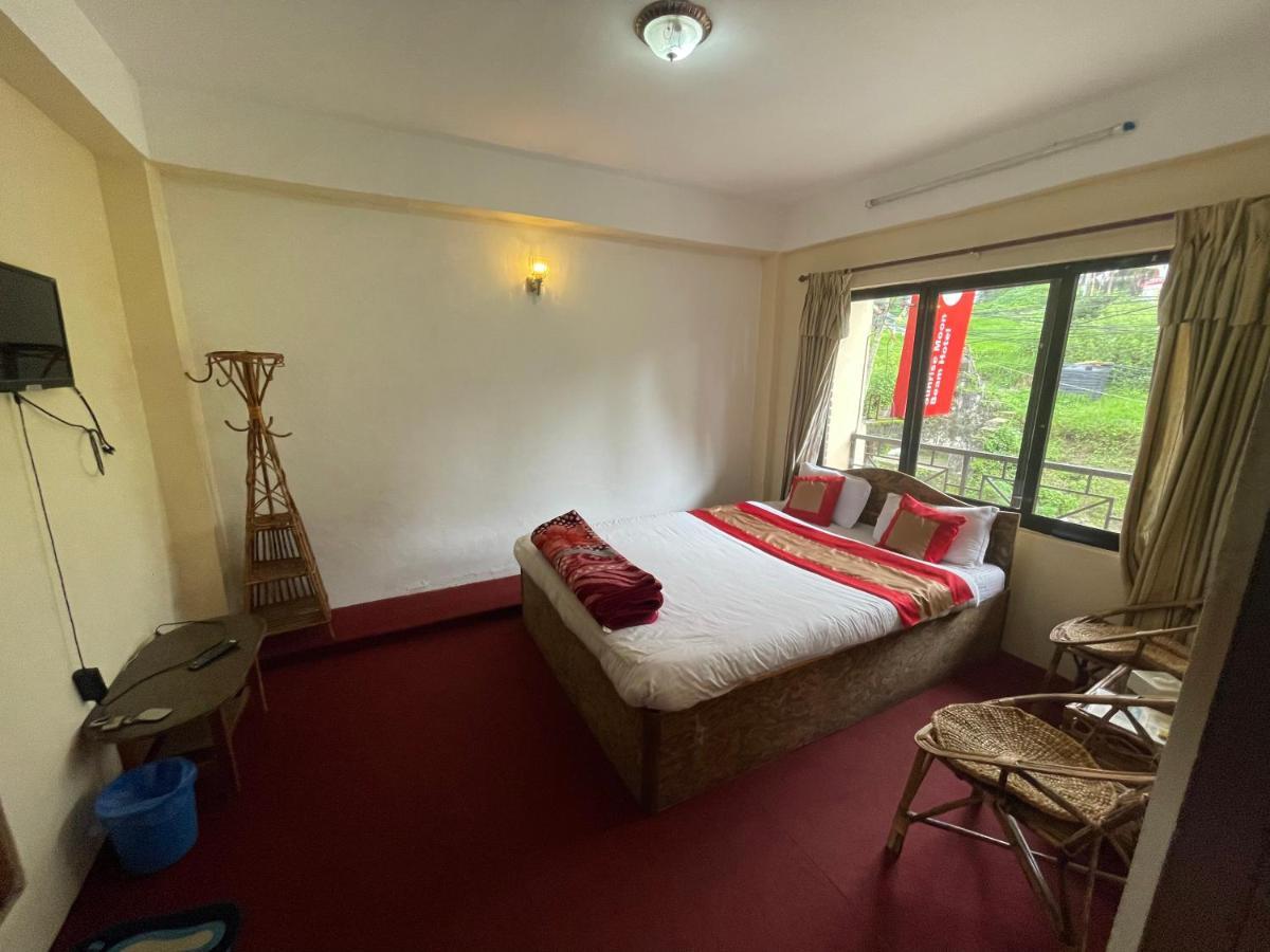 Hotel Nagarkot Holiday Inn エクステリア 写真