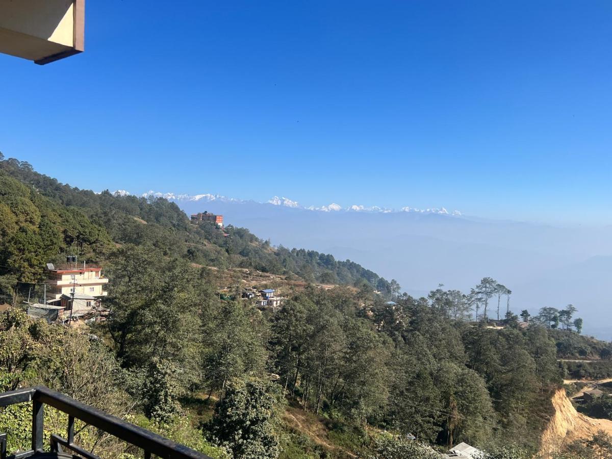 Hotel Nagarkot Holiday Inn エクステリア 写真